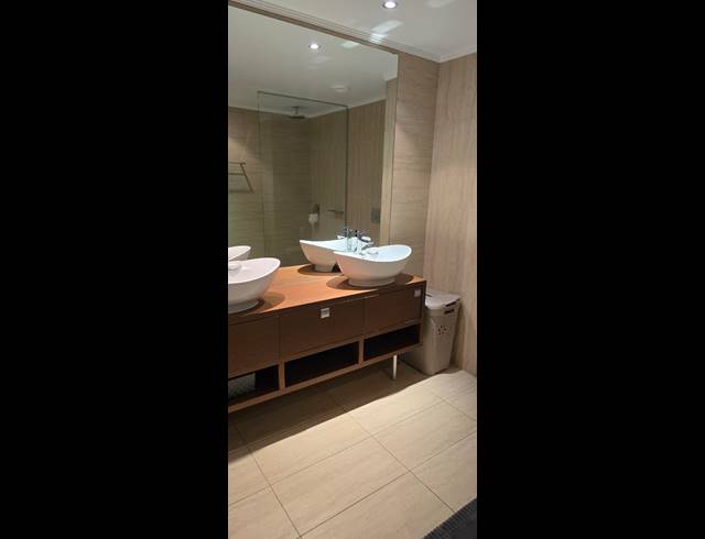 2 BEDROOM APARTMENT TO LET IN CAPE TOWN CITY CENTRE